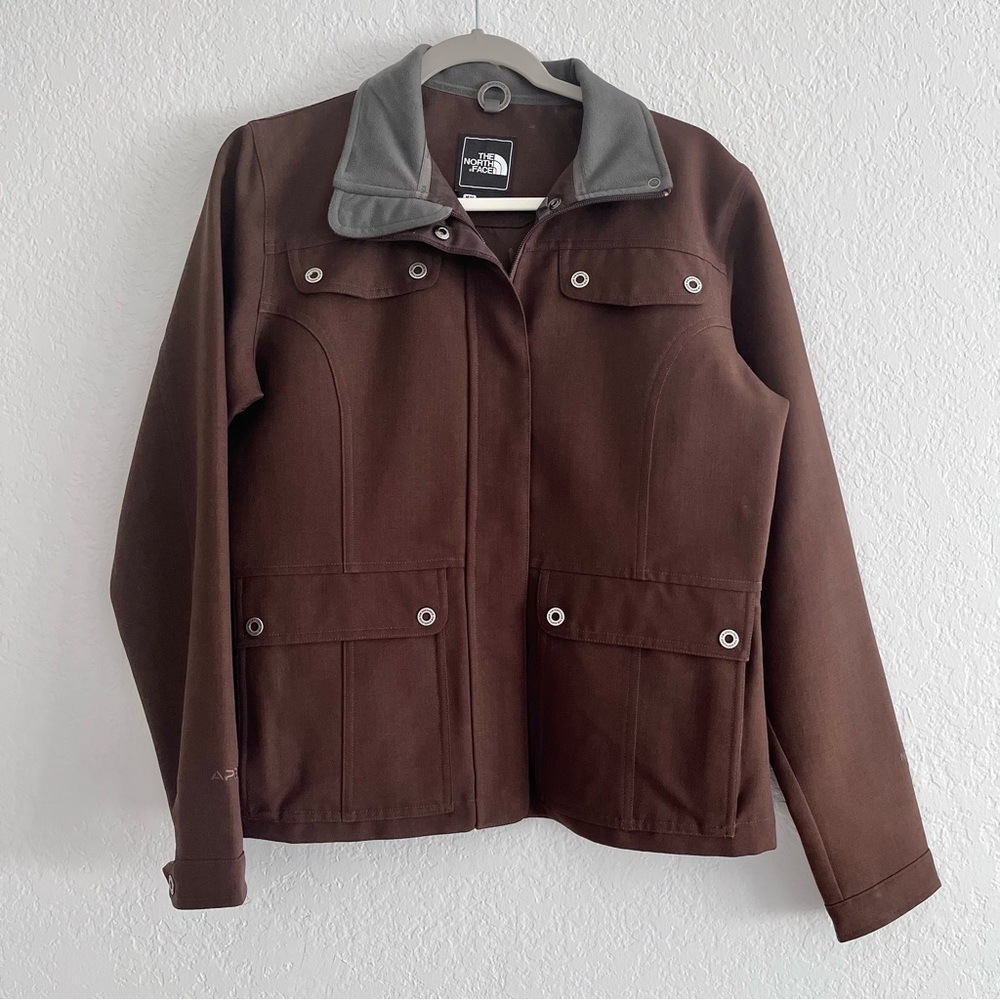 The North Face womens utility jacket brown size medium snap pockets fleece. F